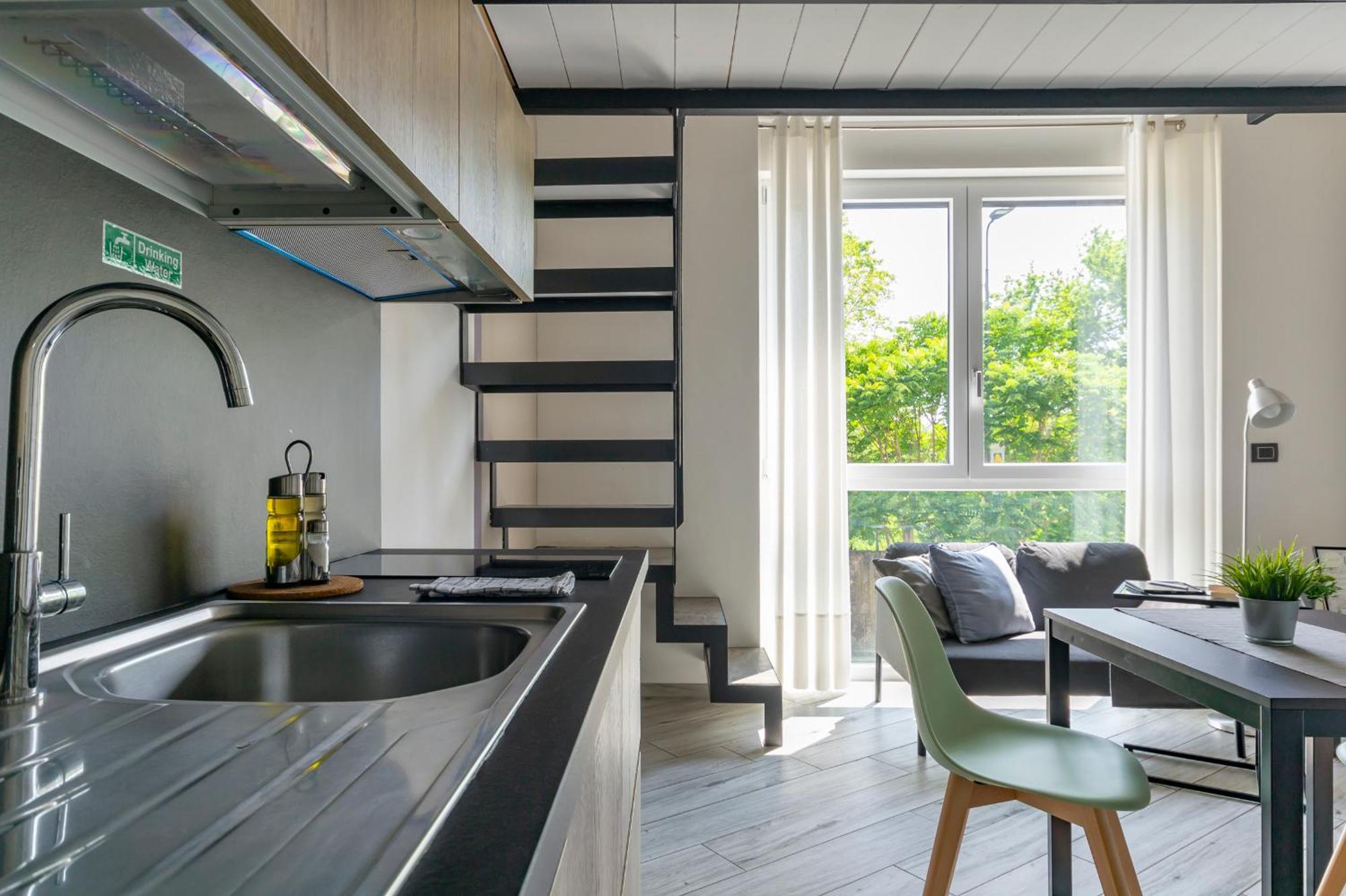 Aprica16 Loft House Milano Apartment Luaran gambar